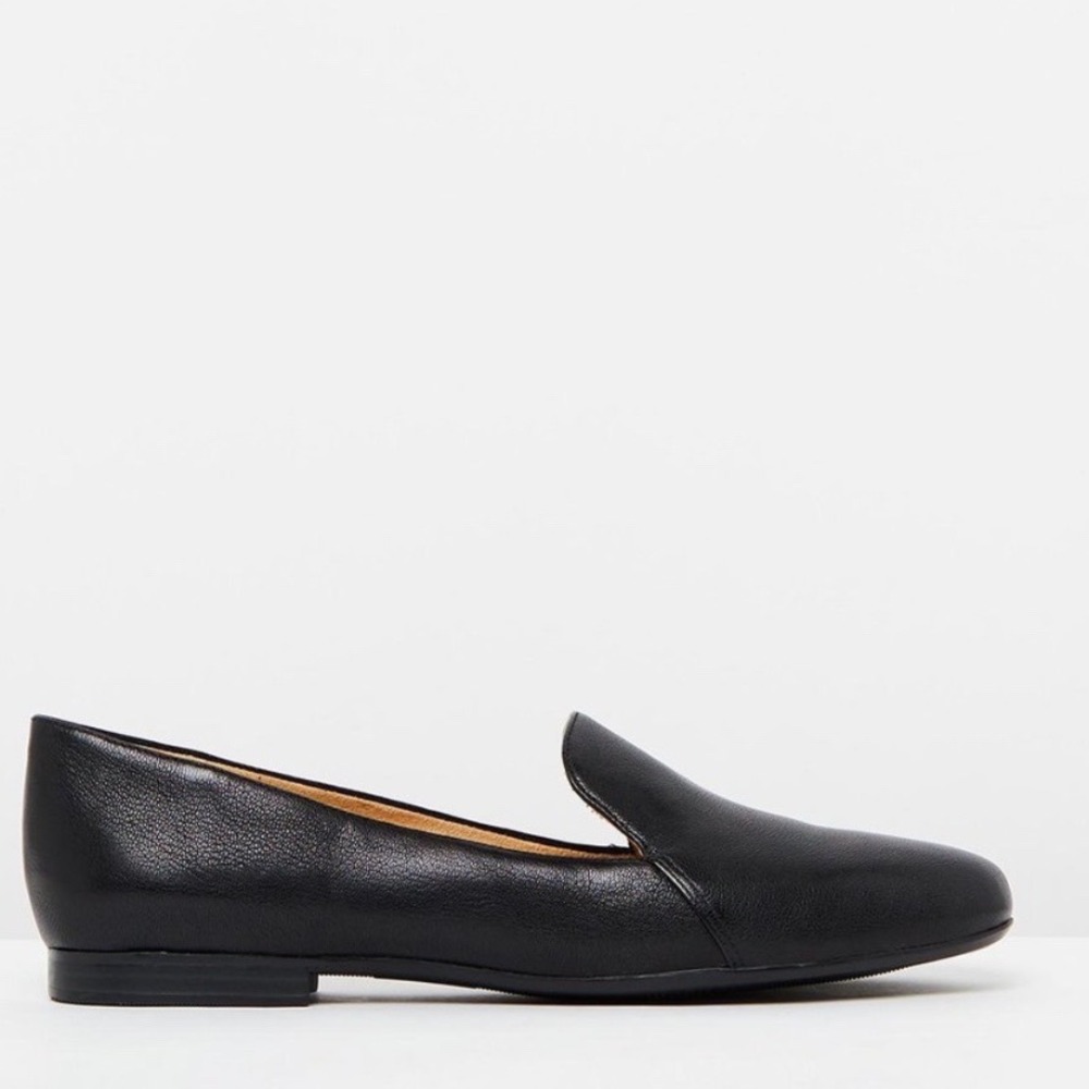 Naturalizer Vintage Emiline Black Leather Loafers Women's Size 10M $180